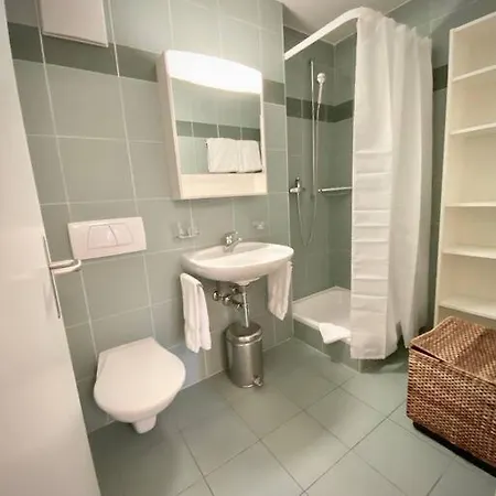 144 Your Bright And Spacious By The * Lausanne